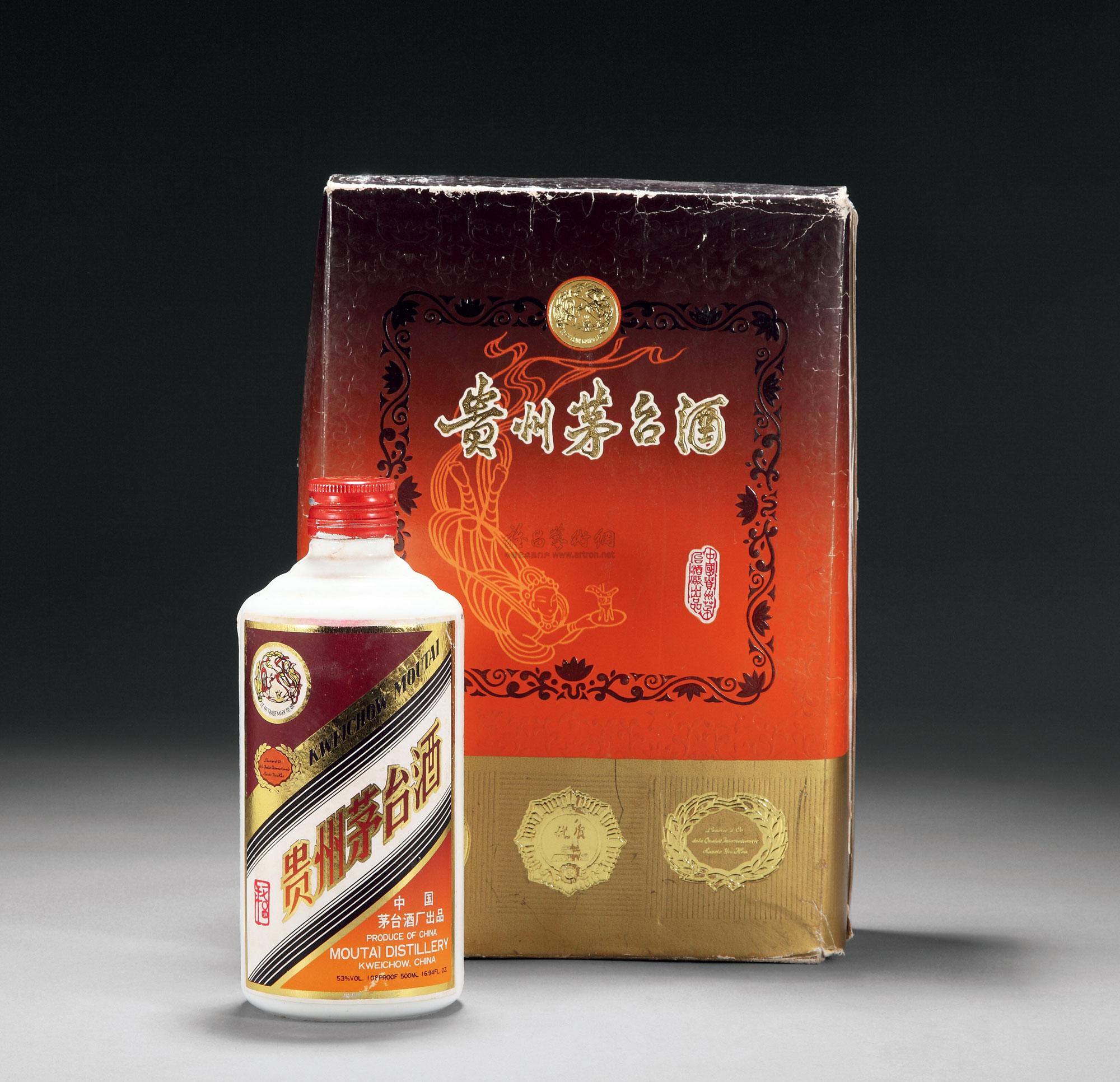 茅台酱香老酒价格_贵州茅台酱香型白酒_贵州飞天接待酒茅台原酱香